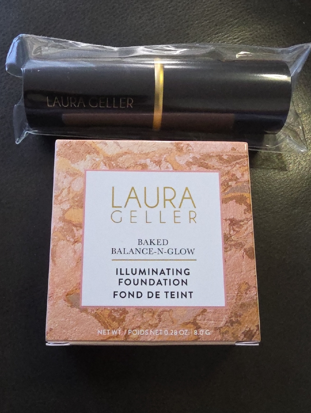 Laura Geller Illuminating Foundation & Brush Duo - Medium